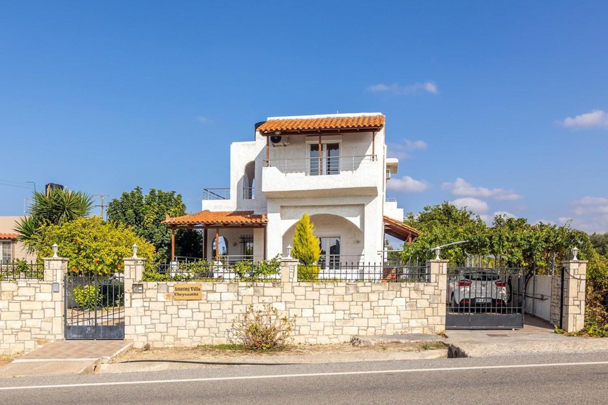Amazing Villa Chrysanthi With Private Pool In Heraklion Epano Vathia Экстерьер фото