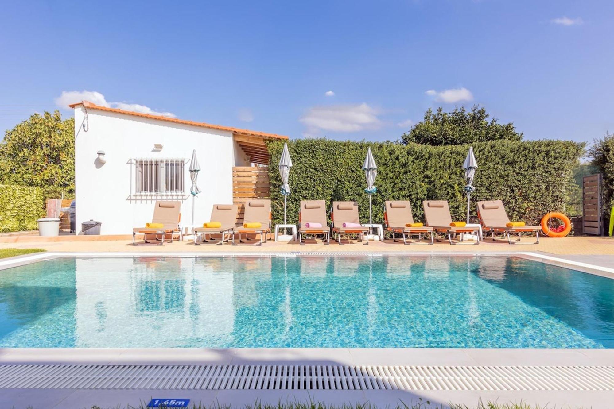 Amazing Villa Chrysanthi With Private Pool In Heraklion Epano Vathia Экстерьер фото
